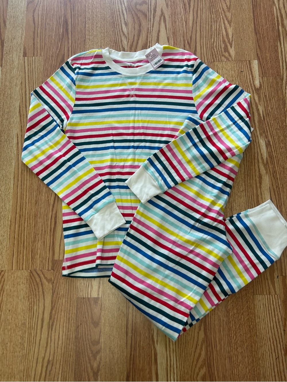 Primary Women’s Multicolor Stripe Long-Sleeve Pajama Set NWT Size Small